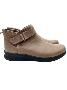 Clarks Cloudsteppers Womens Sillian2.0 Brown Size 9 W Wide Ankle Strap Bootie